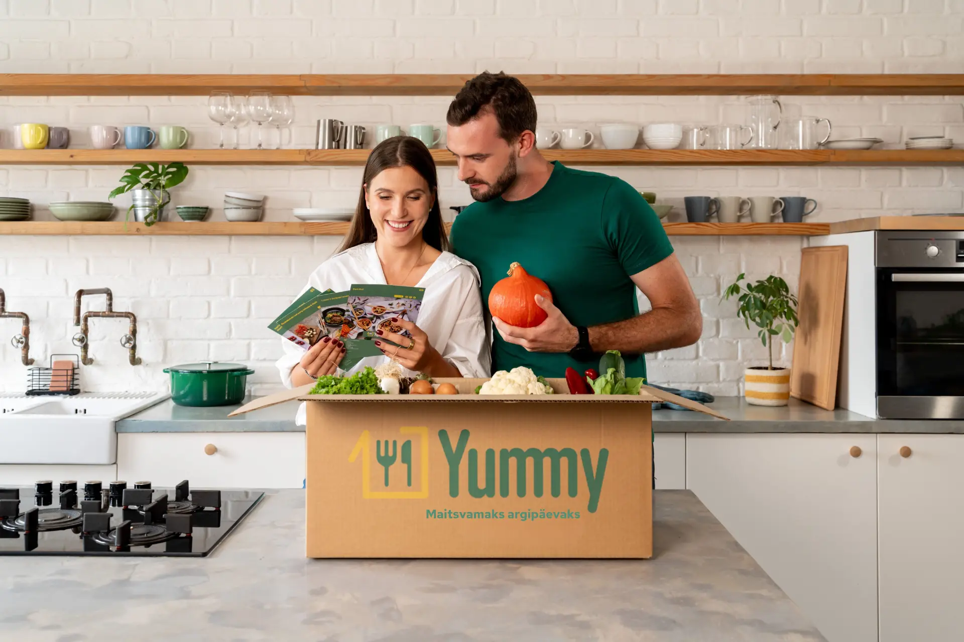 Paar valib koduköögis Yummy kastist retsepte
